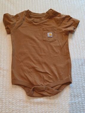 Carhartt Baby  Short-Sleeve Pocket Bodysuit in Brown
